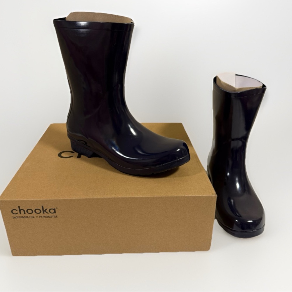 NIB Chooka Polished Mid Navy Blue Rain Boots Waterproof Women’s Size 7 Memory